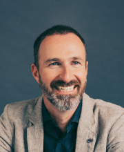 Lynn Koerbel（リン・コーベル）